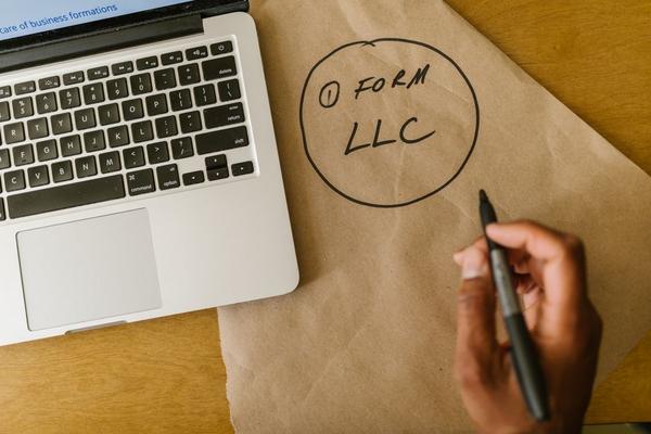how to choose a business entity