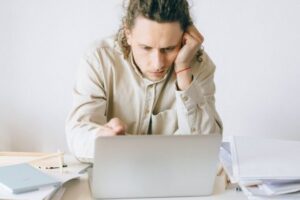 Imposter Syndrome for Entrepreneurs: How to Handle Self-Doubt