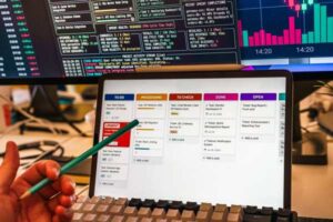 Small Business KPI Tracking: What to Measure and How to Review It